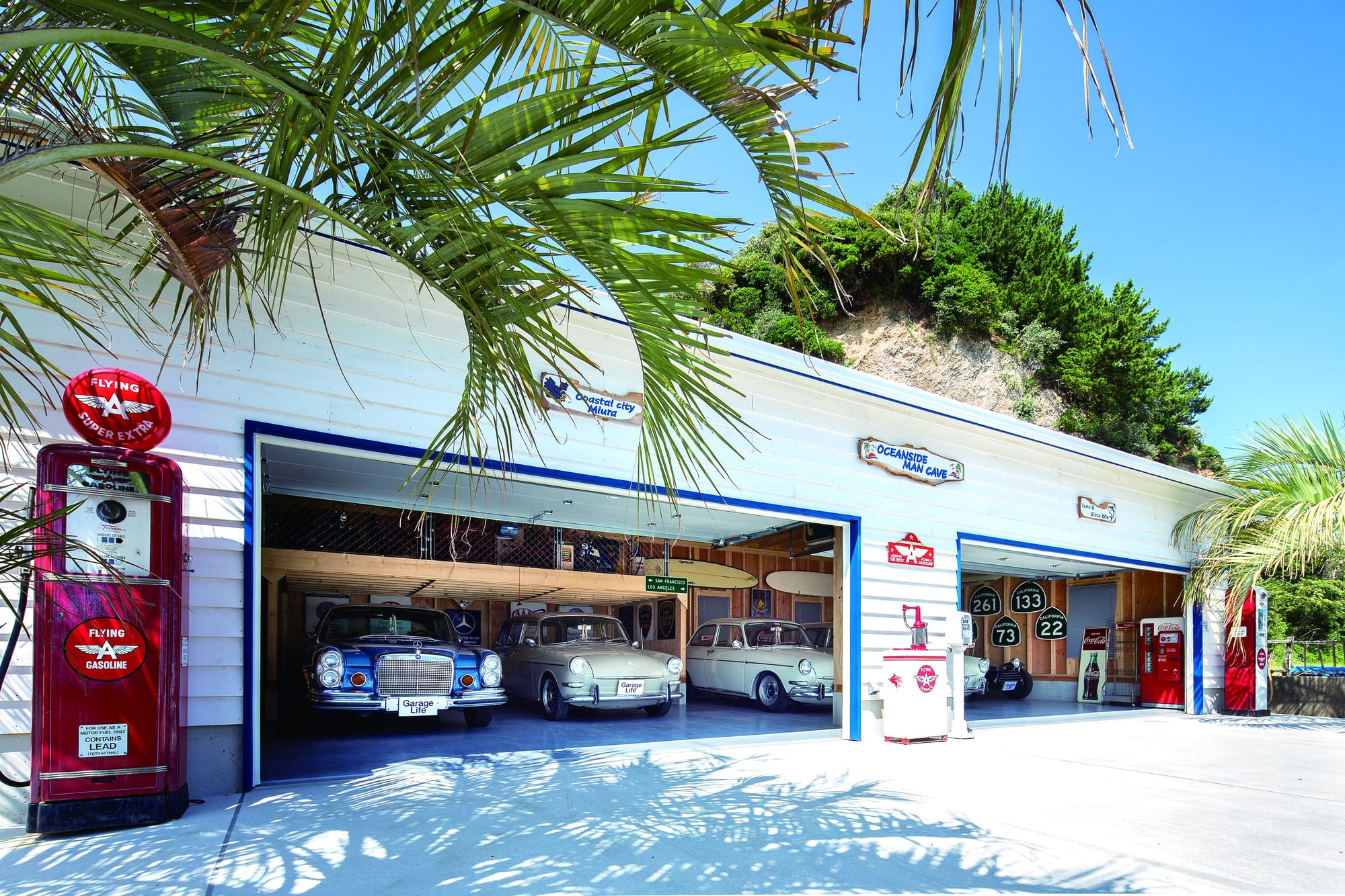 【ガレージライフ】ガレージシャッターを開けると、 アメリカンな世界が広がっていた。