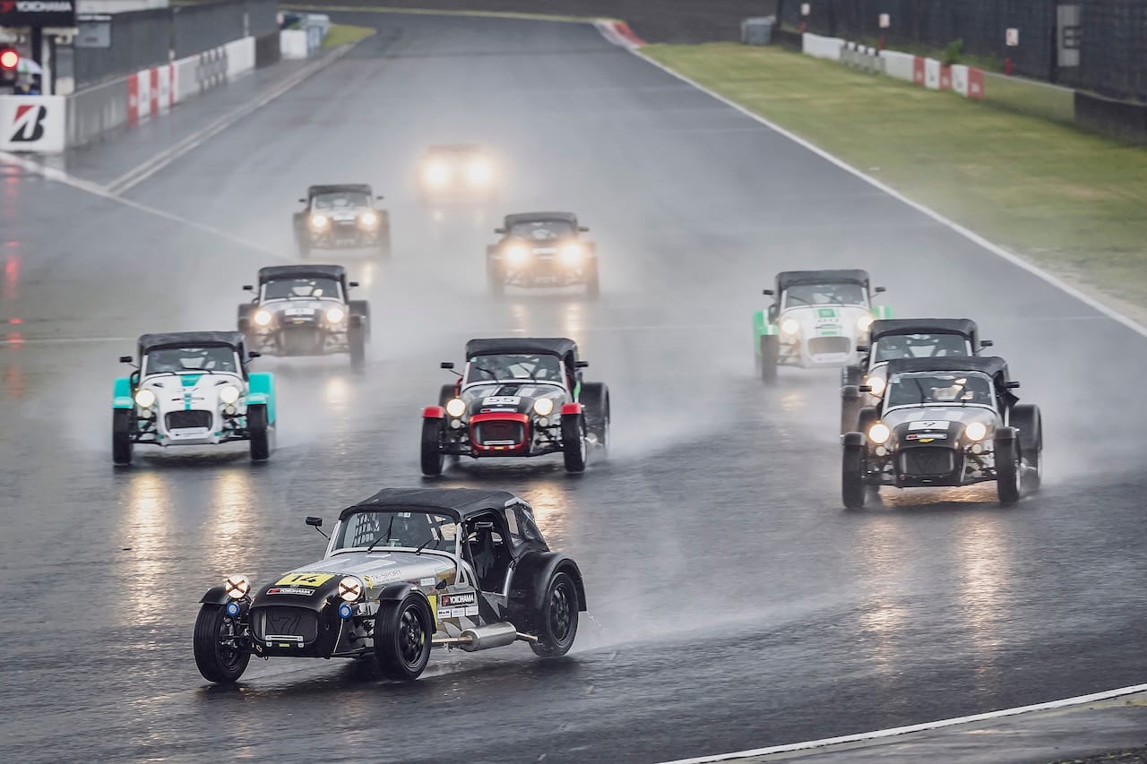 ケータハム・カップ・ジャパン 西日本シリーズ開幕戦へ出場しました！